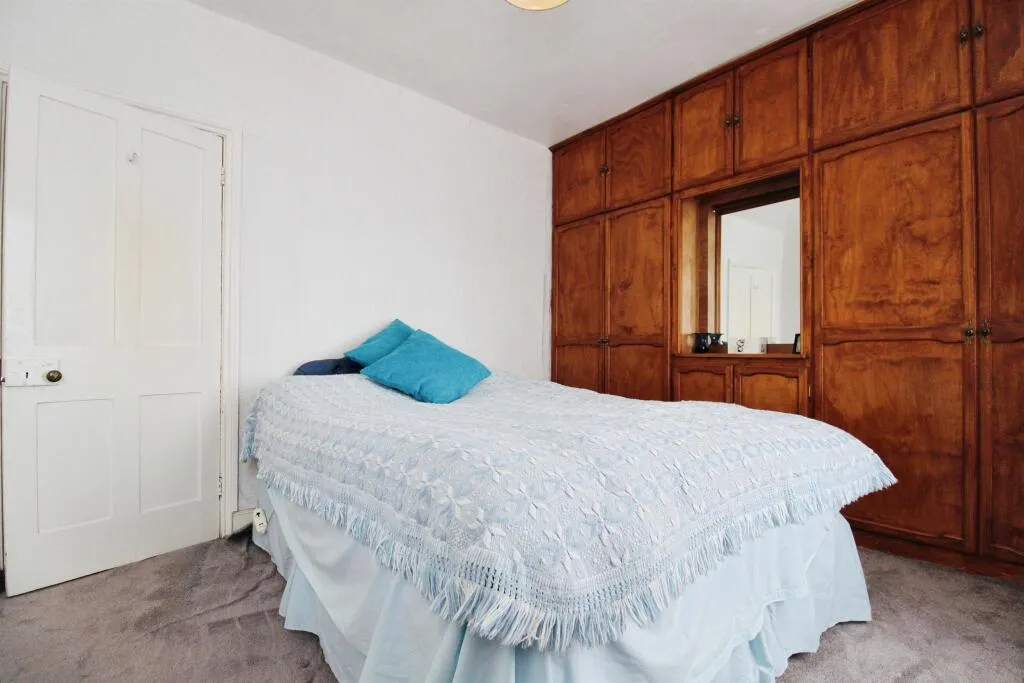 3 bed Terraced