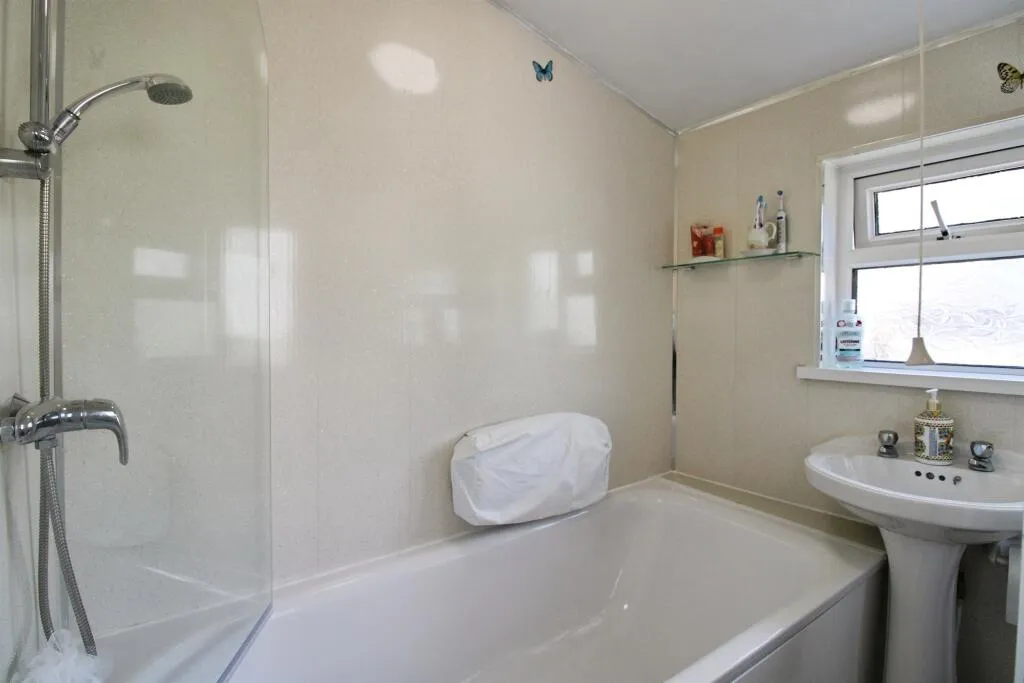 3 bed Terraced