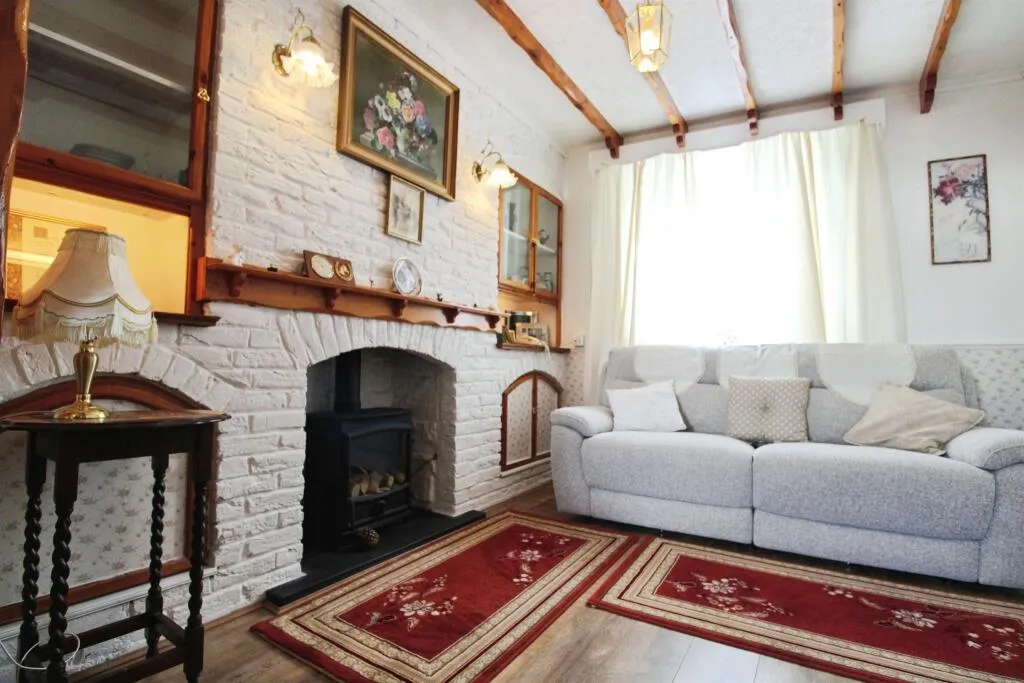 3 bed Terraced