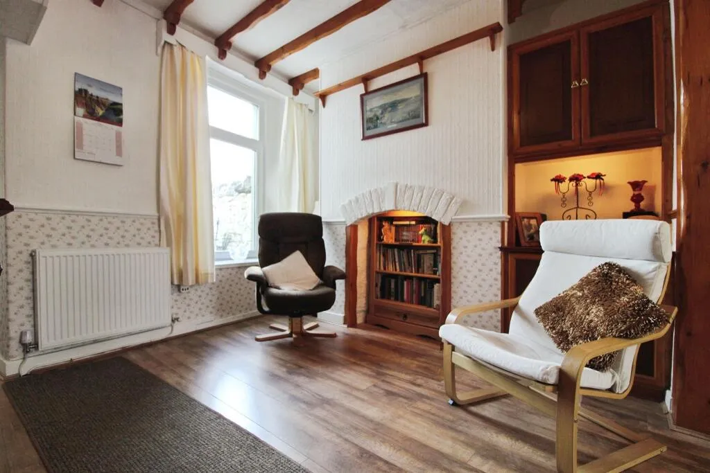 3 bed Terraced