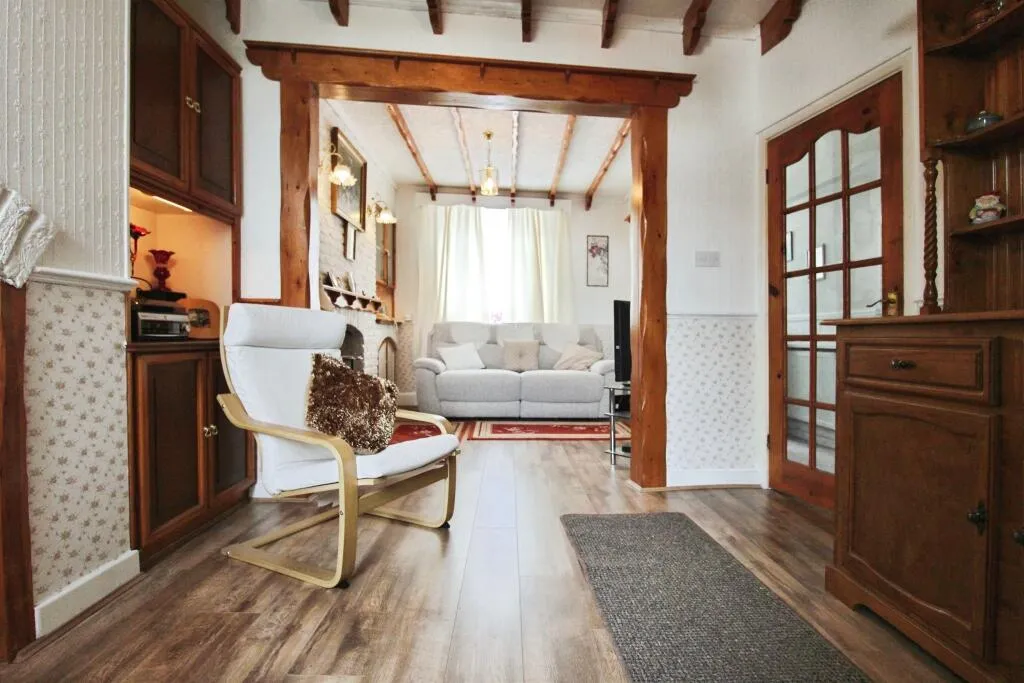 3 bed Terraced