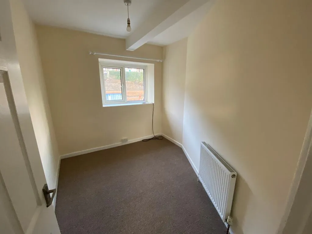 7 bed Block of Apartments