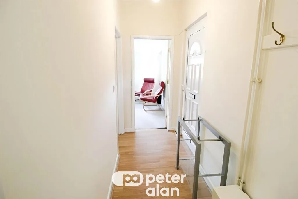 7 bed Block of Apartments