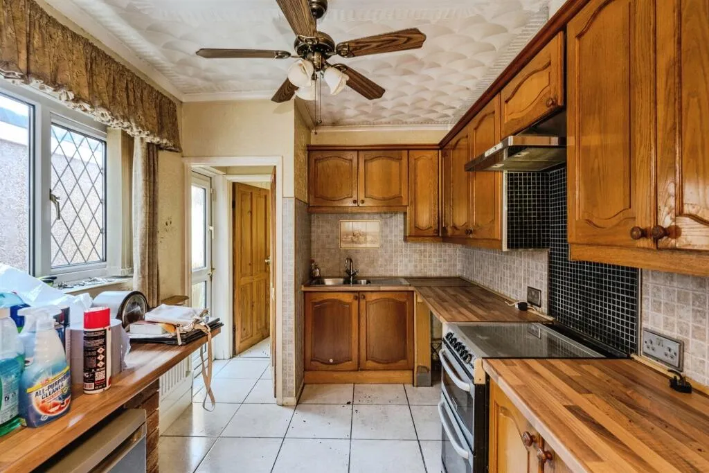 2 bed Terraced