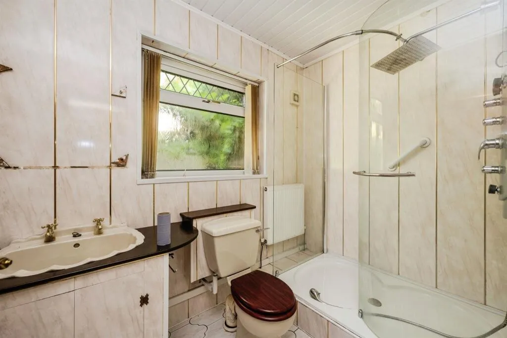 2 bed Terraced