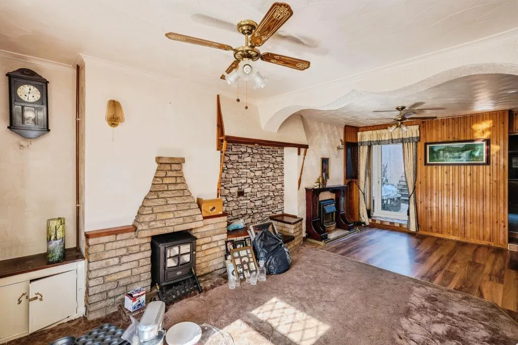2 bed Terraced