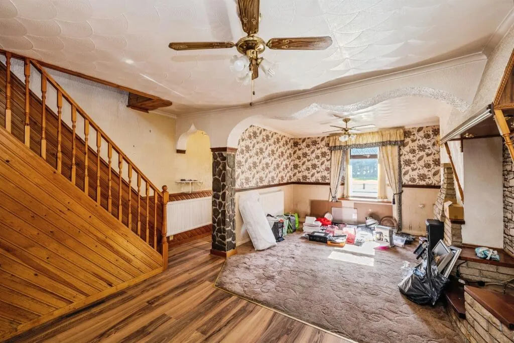 2 bed Terraced