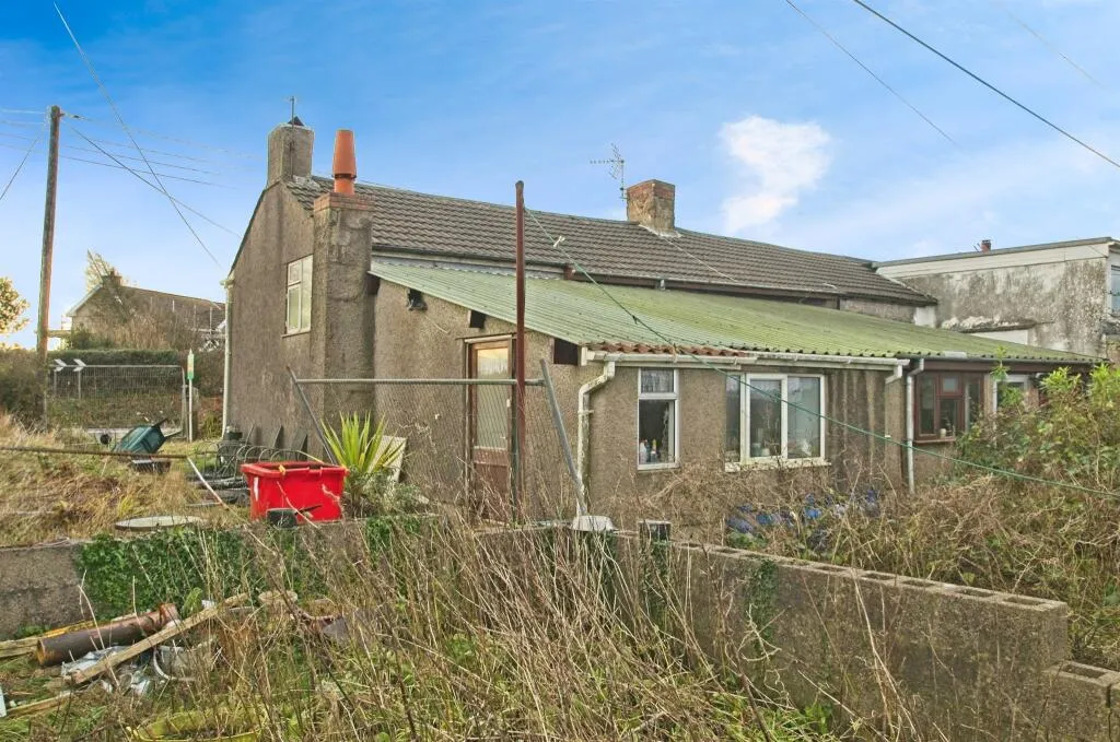 4 bed Terraced