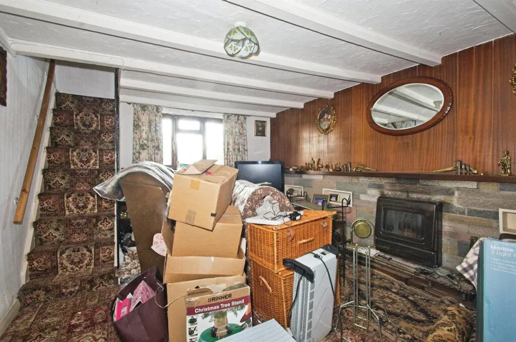 4 bed Terraced