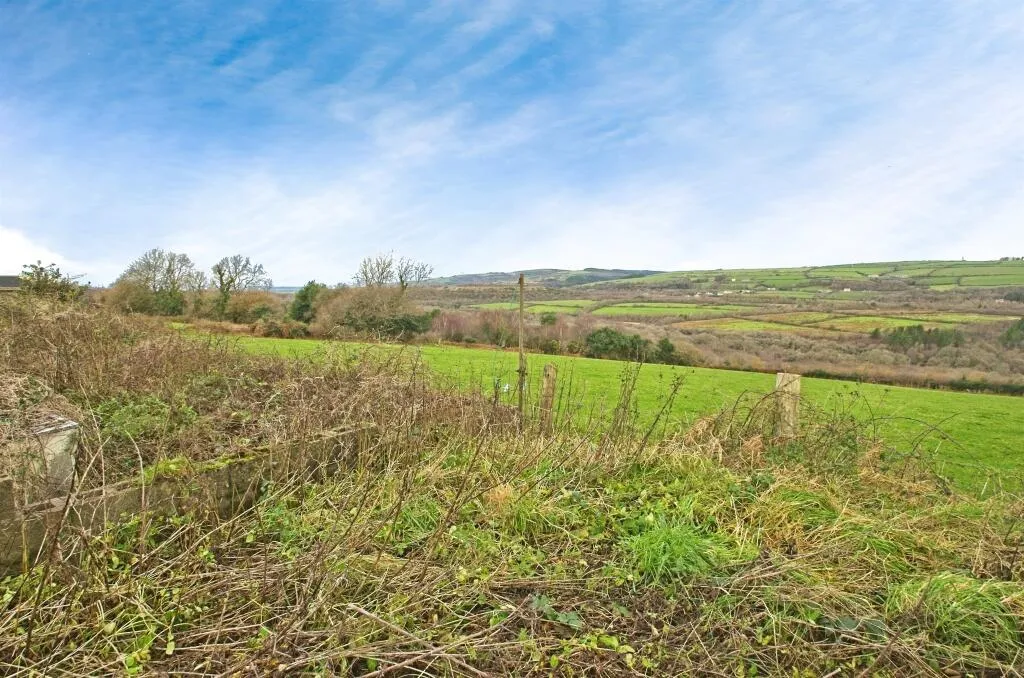 4 bed Terraced