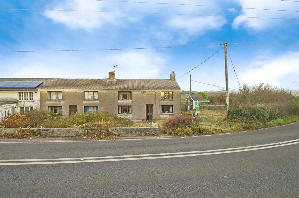 4 bed Terraced