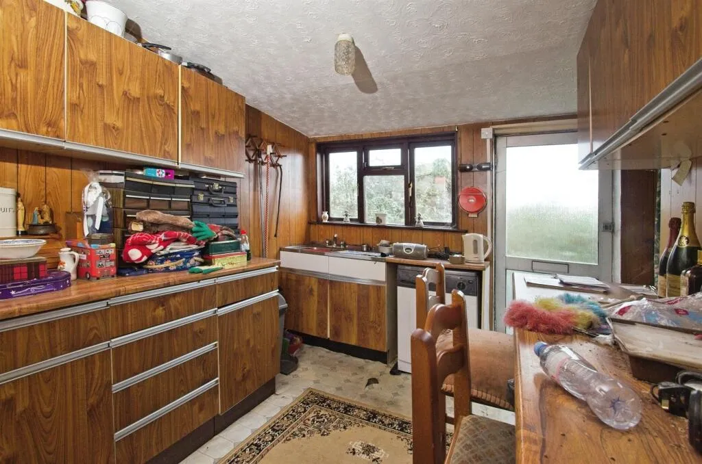 4 bed Terraced