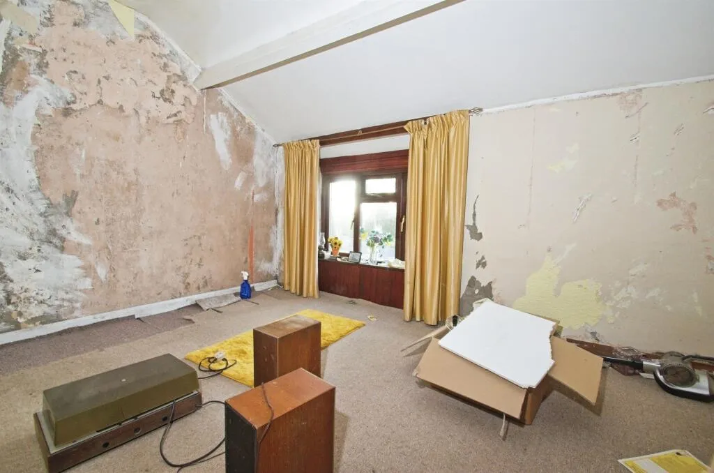 4 bed Terraced