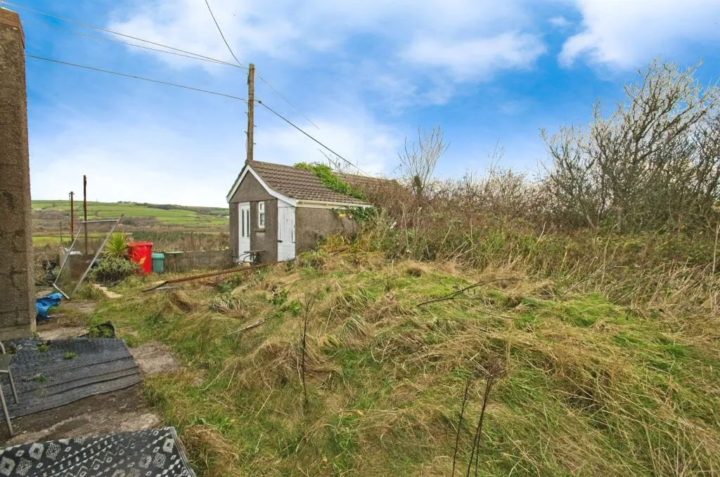 4 bed Terraced