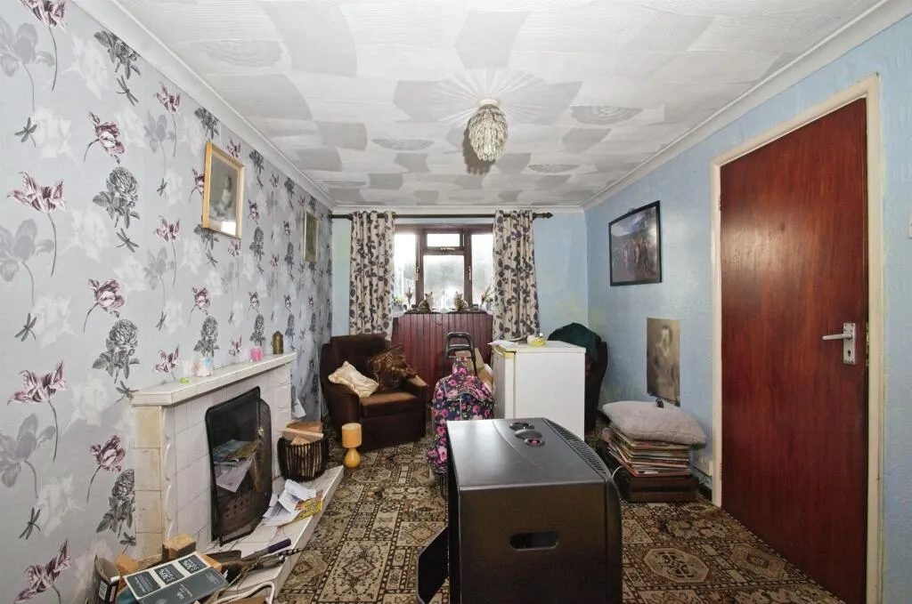 4 bed Terraced