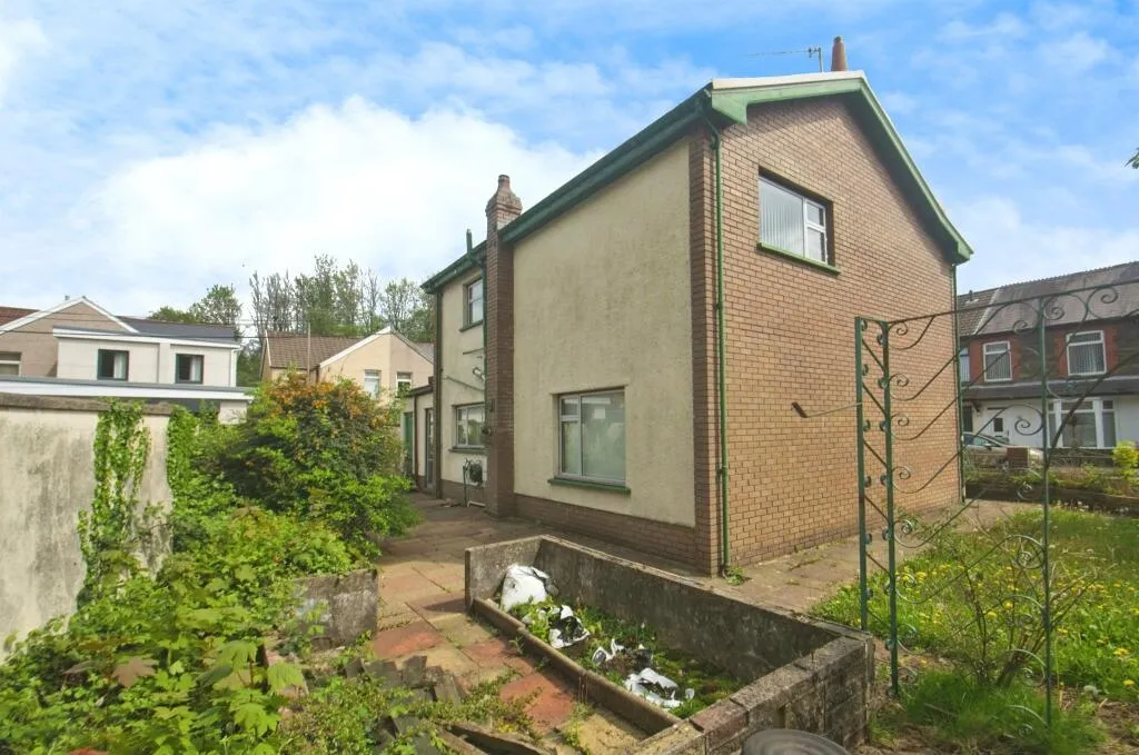 3 bed Detached