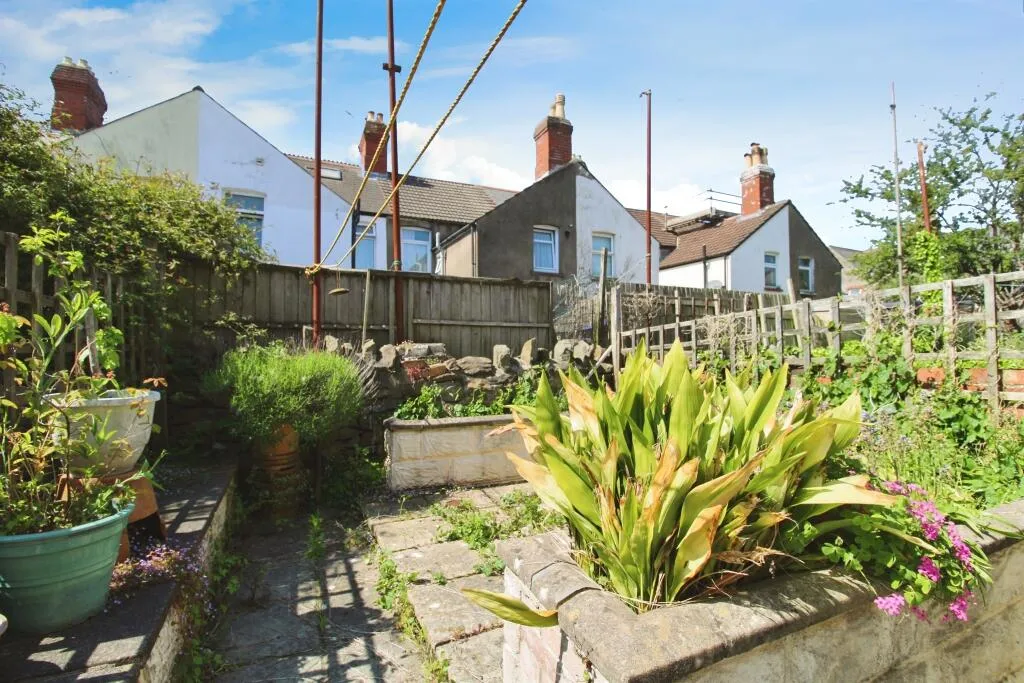 3 bed Terraced