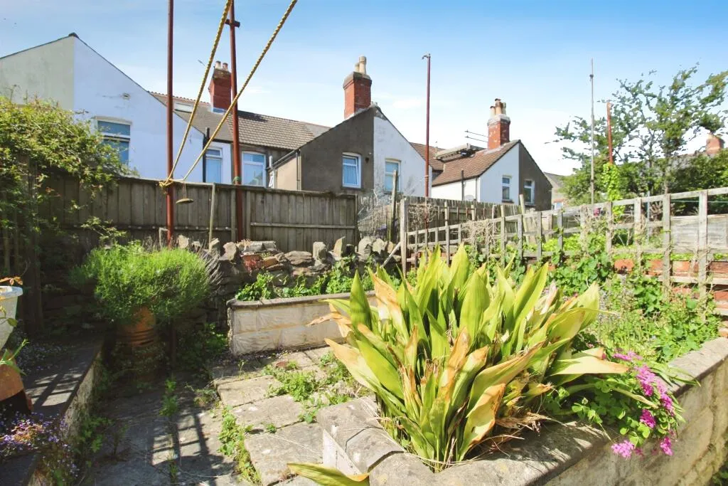 3 bed Terraced