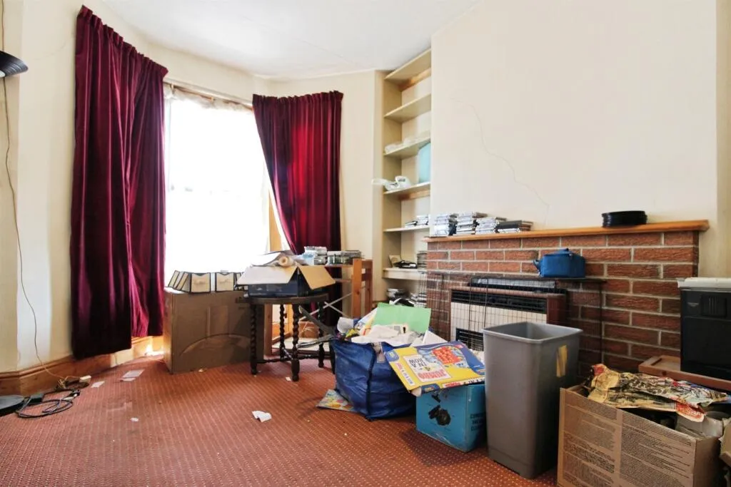 3 bed Terraced