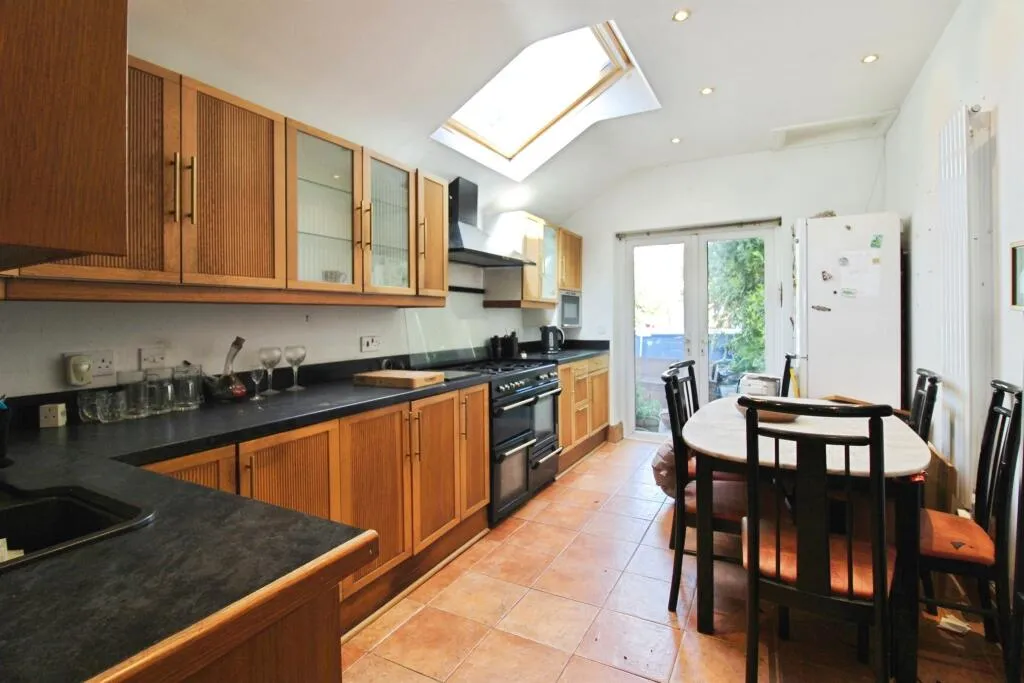 3 bed Semi-Detached
