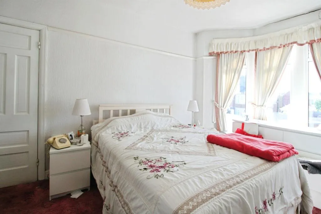 3 bed Semi-Detached