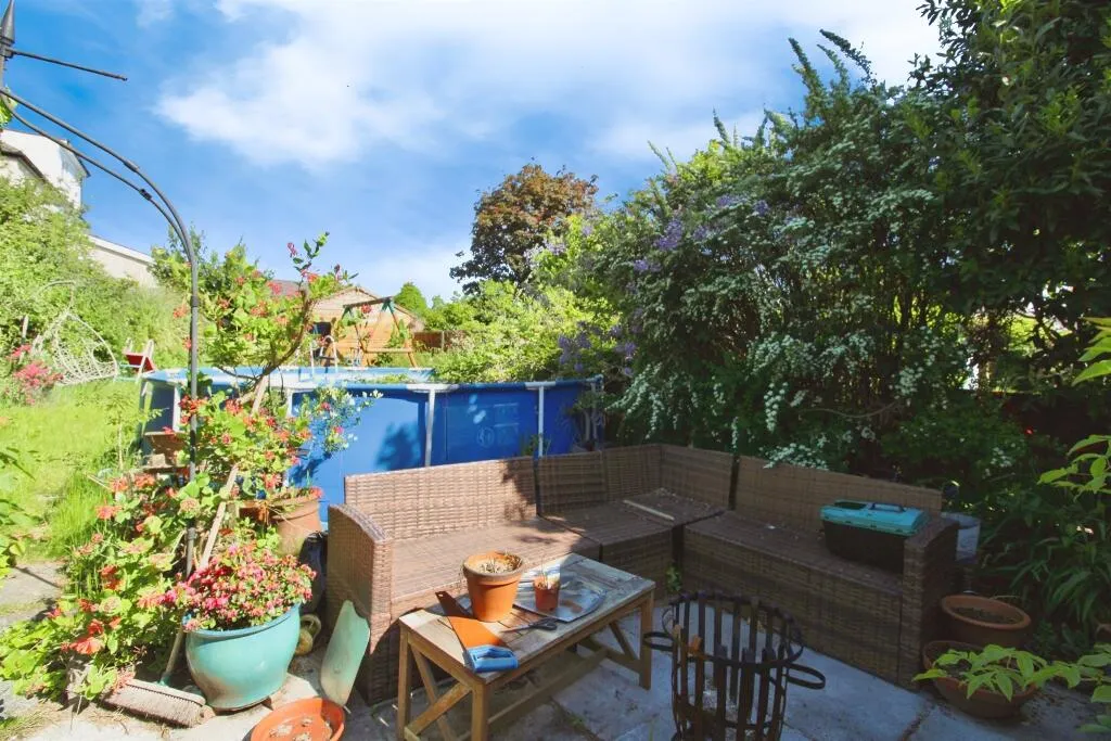 3 bed Semi-Detached
