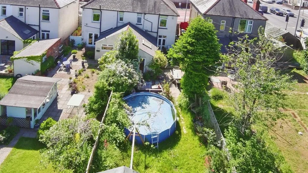 3 bed Semi-Detached