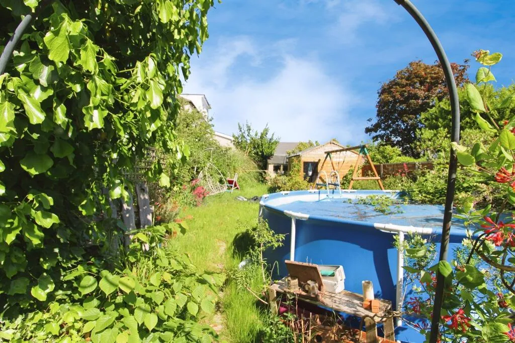 3 bed Semi-Detached