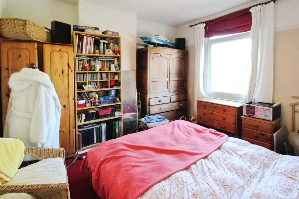 3 bed Semi-Detached