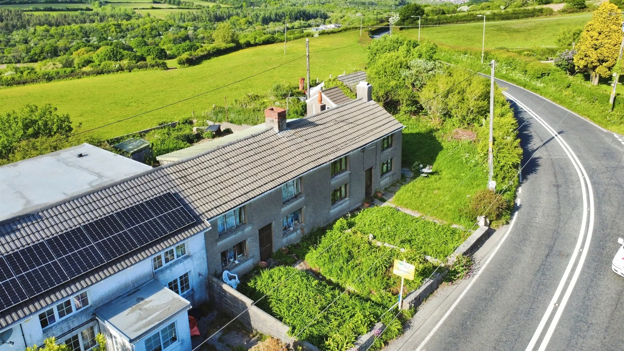 4 bed Terraced