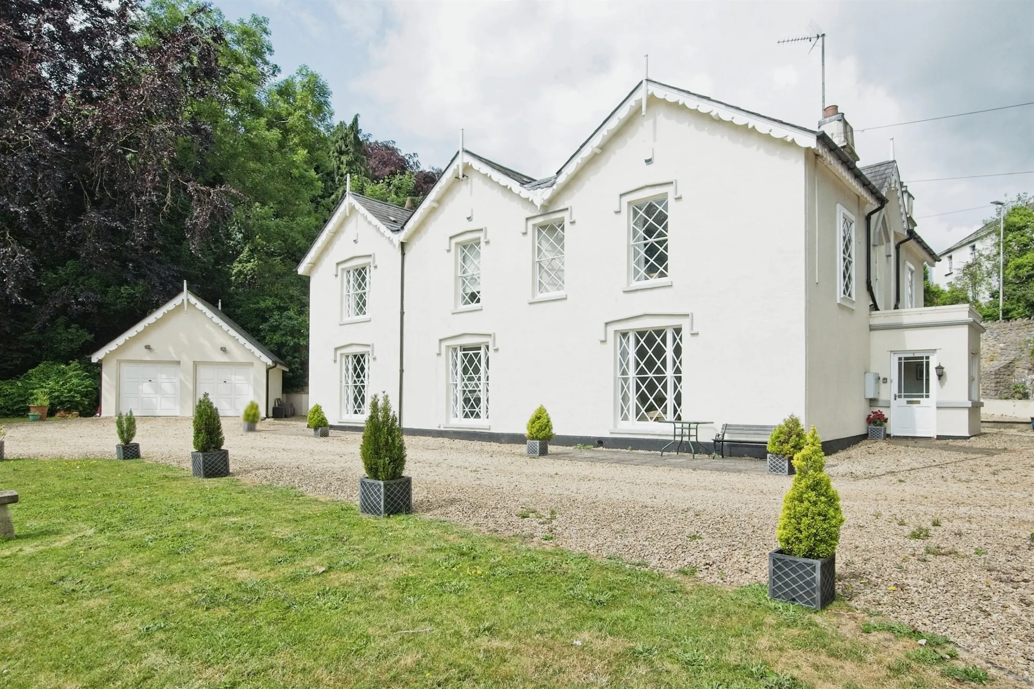 2 bed Apartment