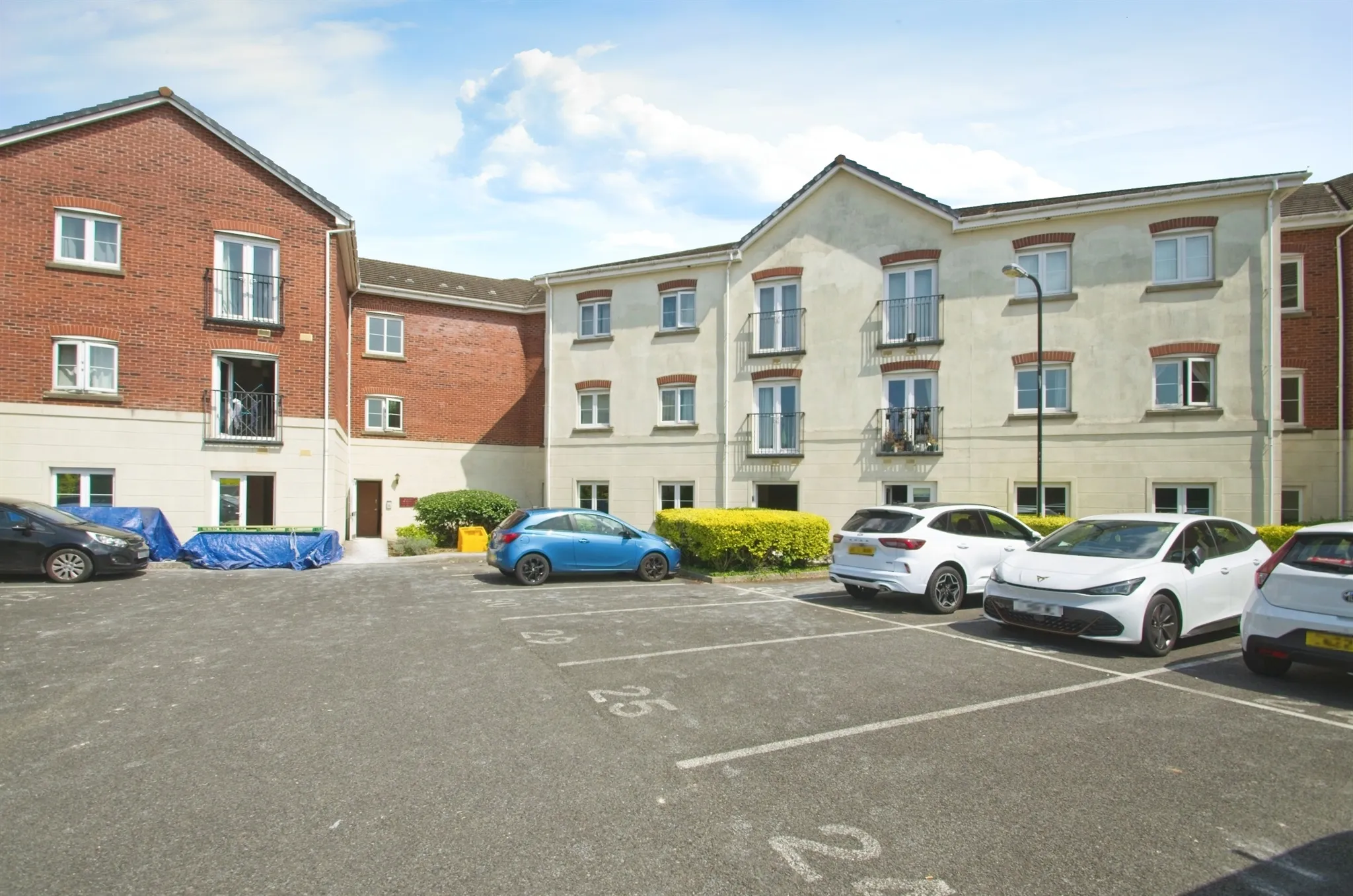 2 bed Apartment