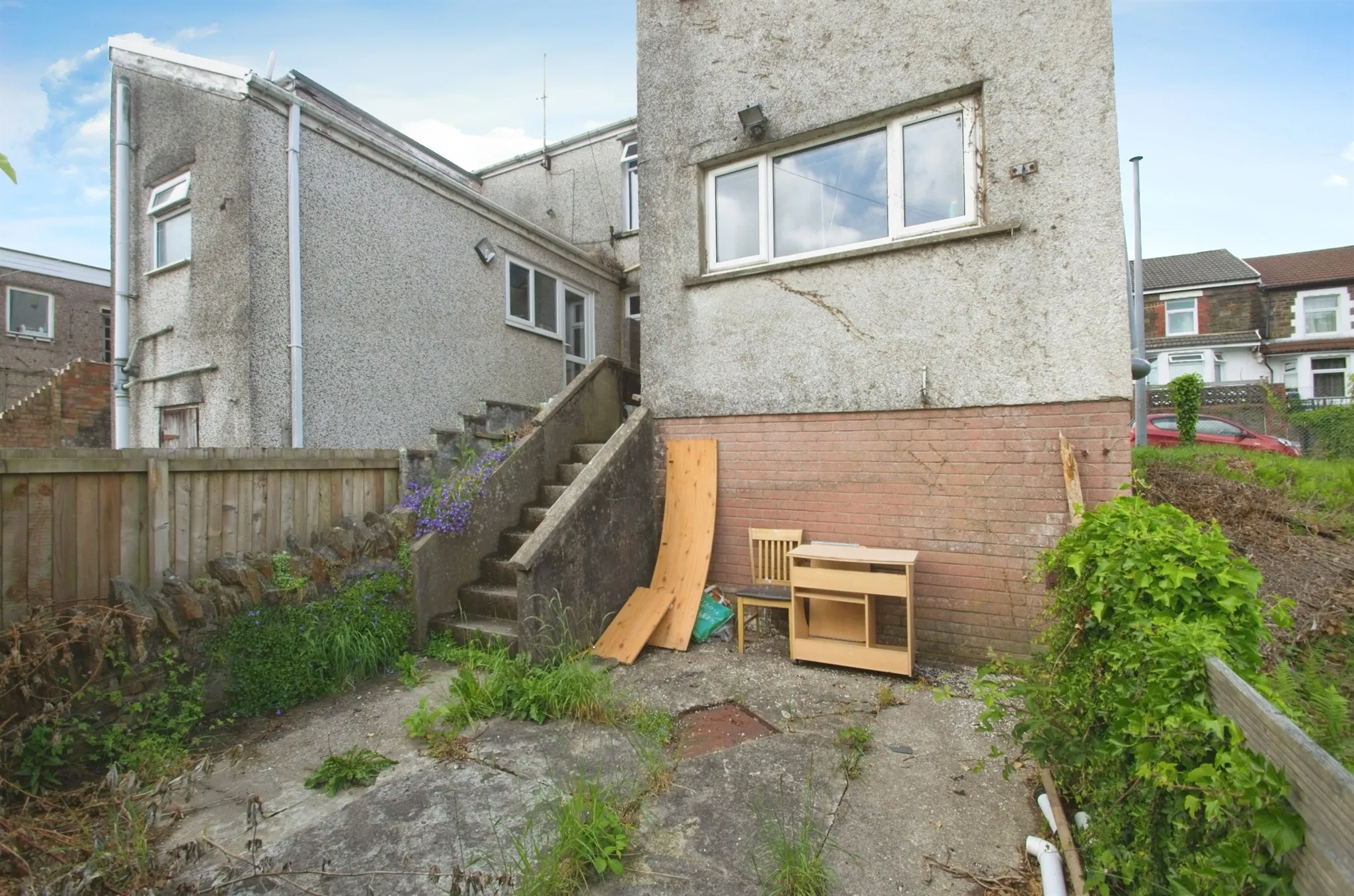 3 bed End of Terrace