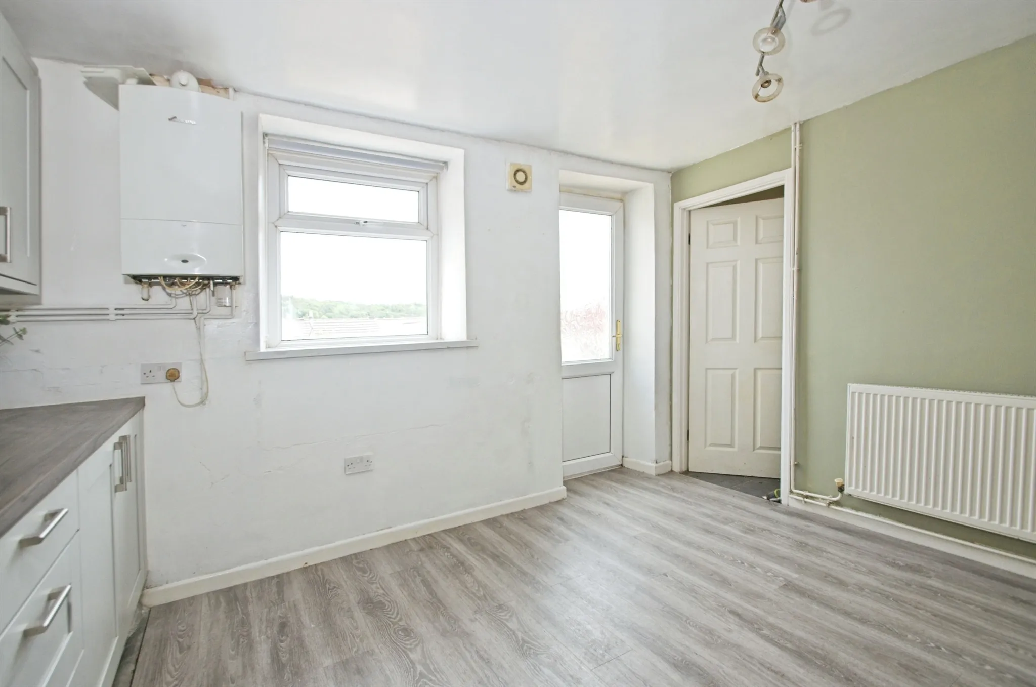 3 bed Terraced