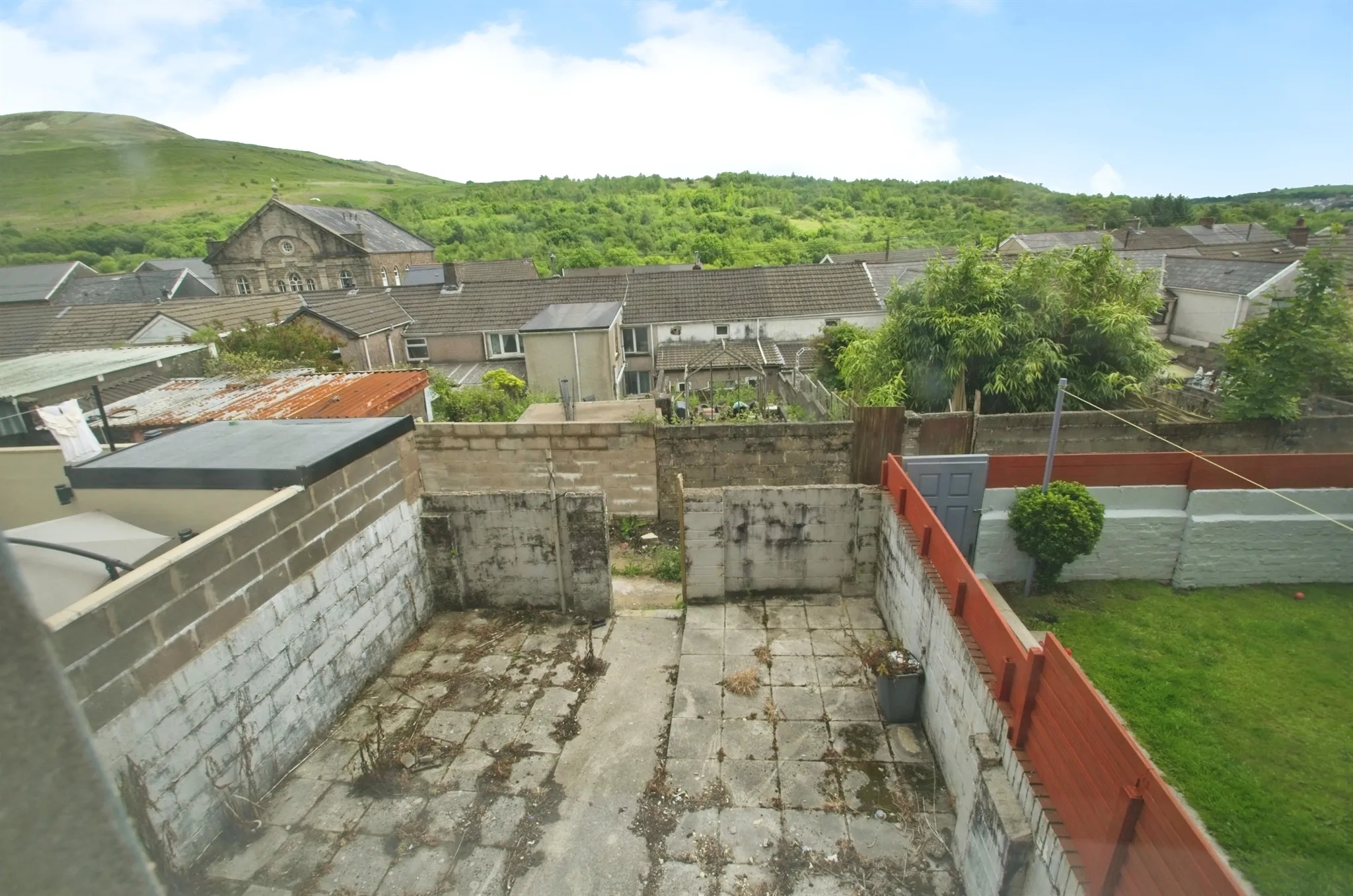 3 bed Terraced