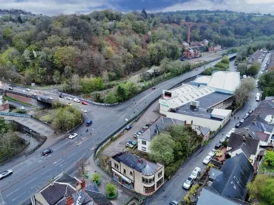 Crumlin Road, Crumlin, NEWPORT