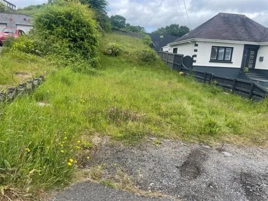 Heol Bryngwili, Cross Hands, LLANELLI