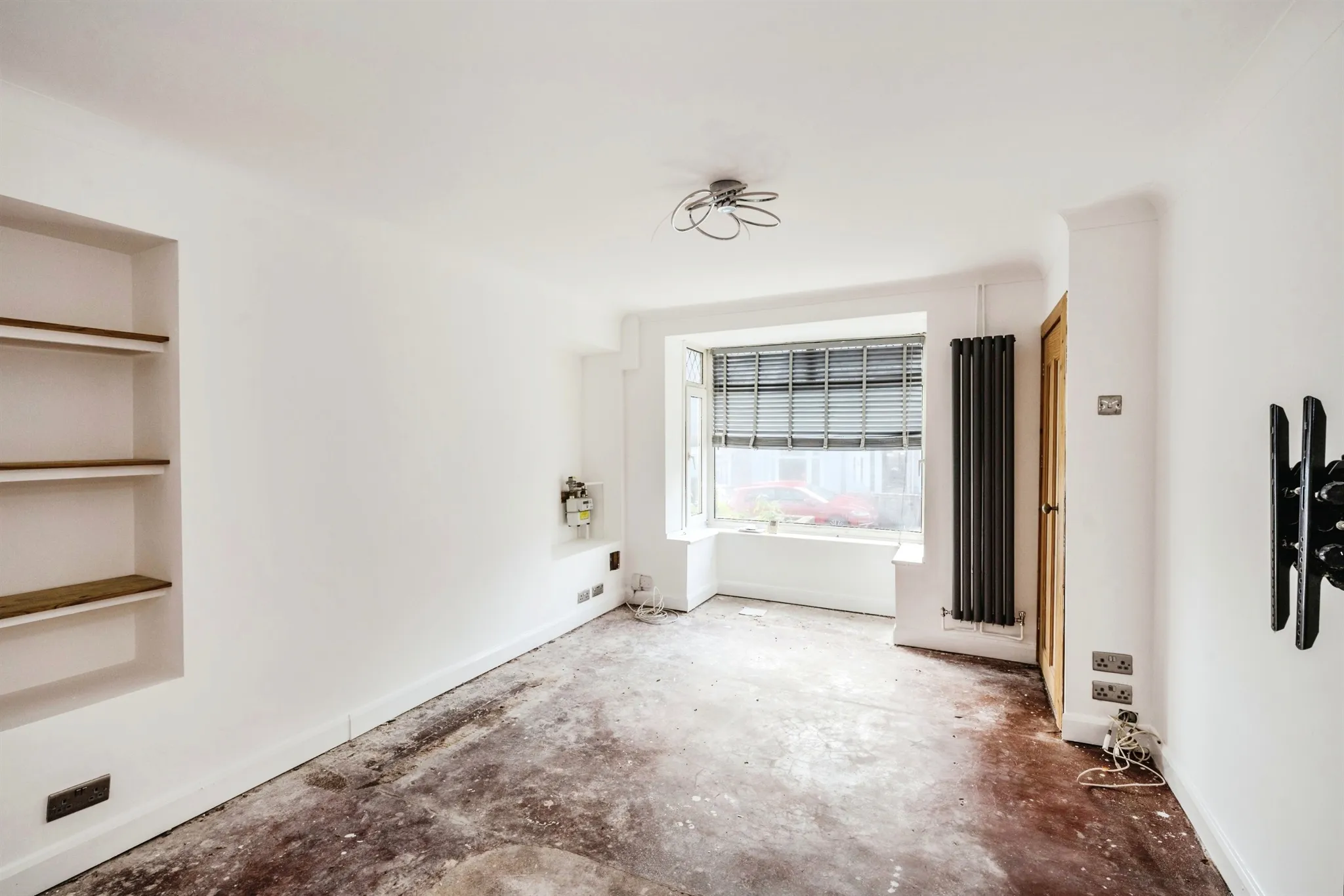 3 bed End of Terrace
