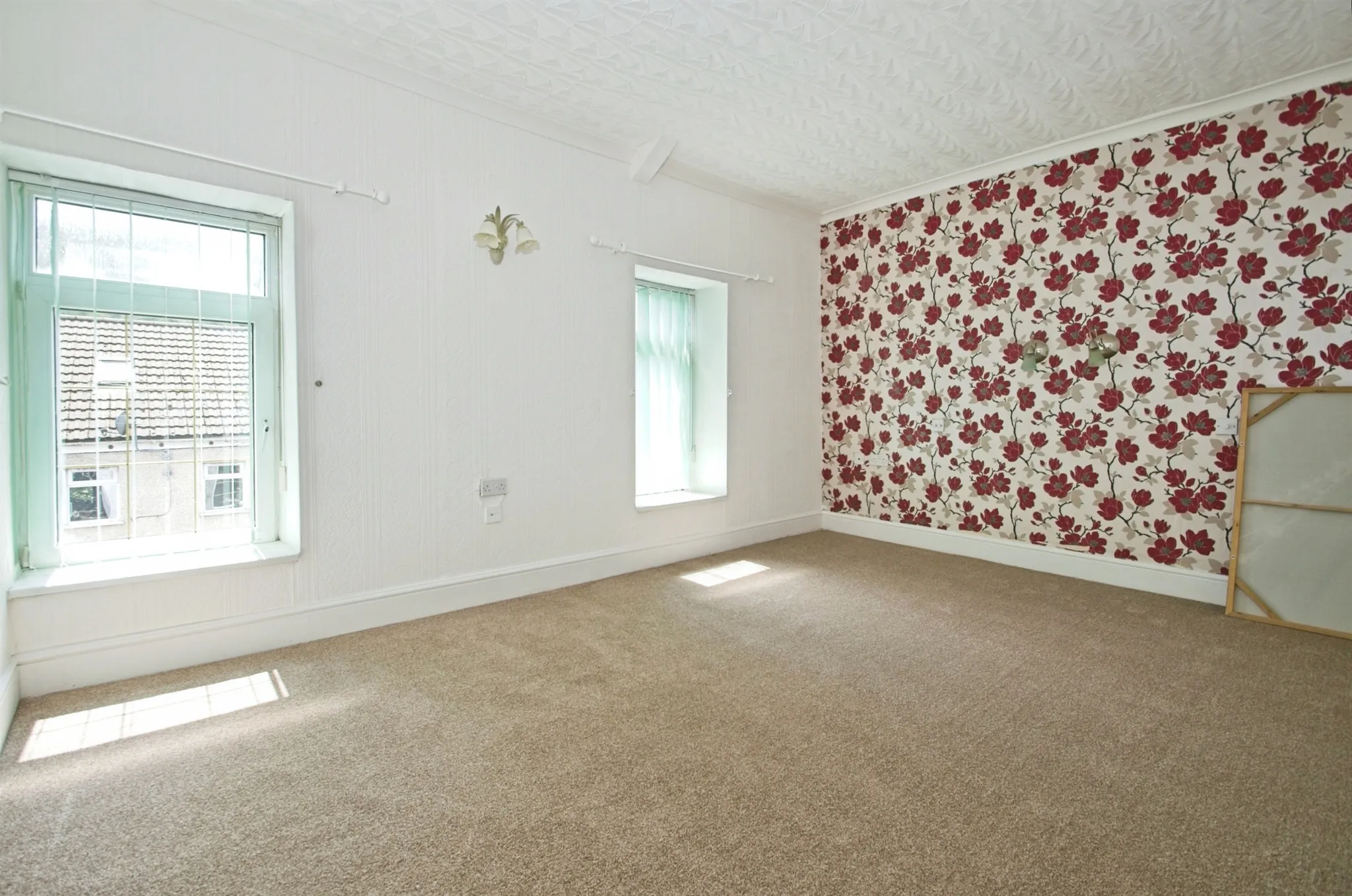 3 bed Terraced
