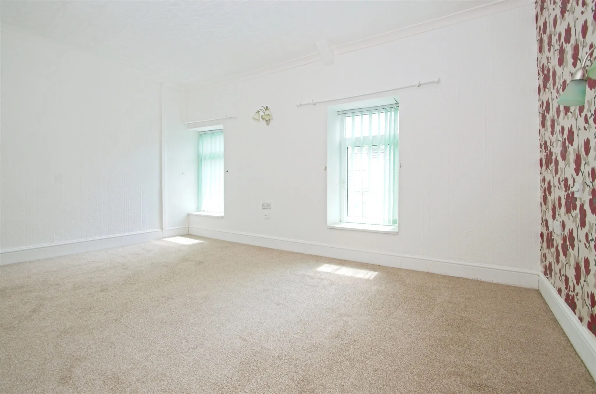3 bed Terraced