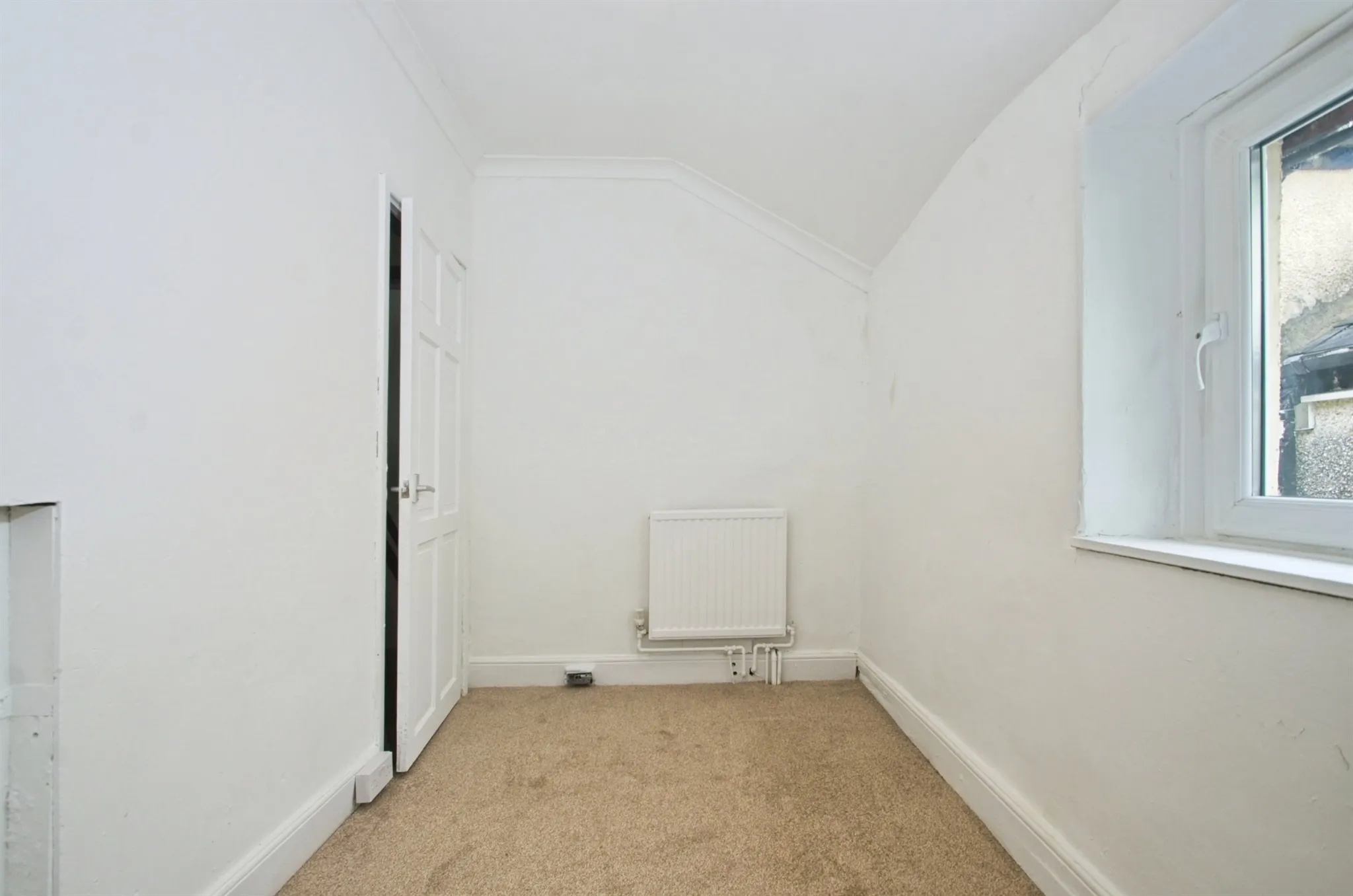 3 bed Terraced