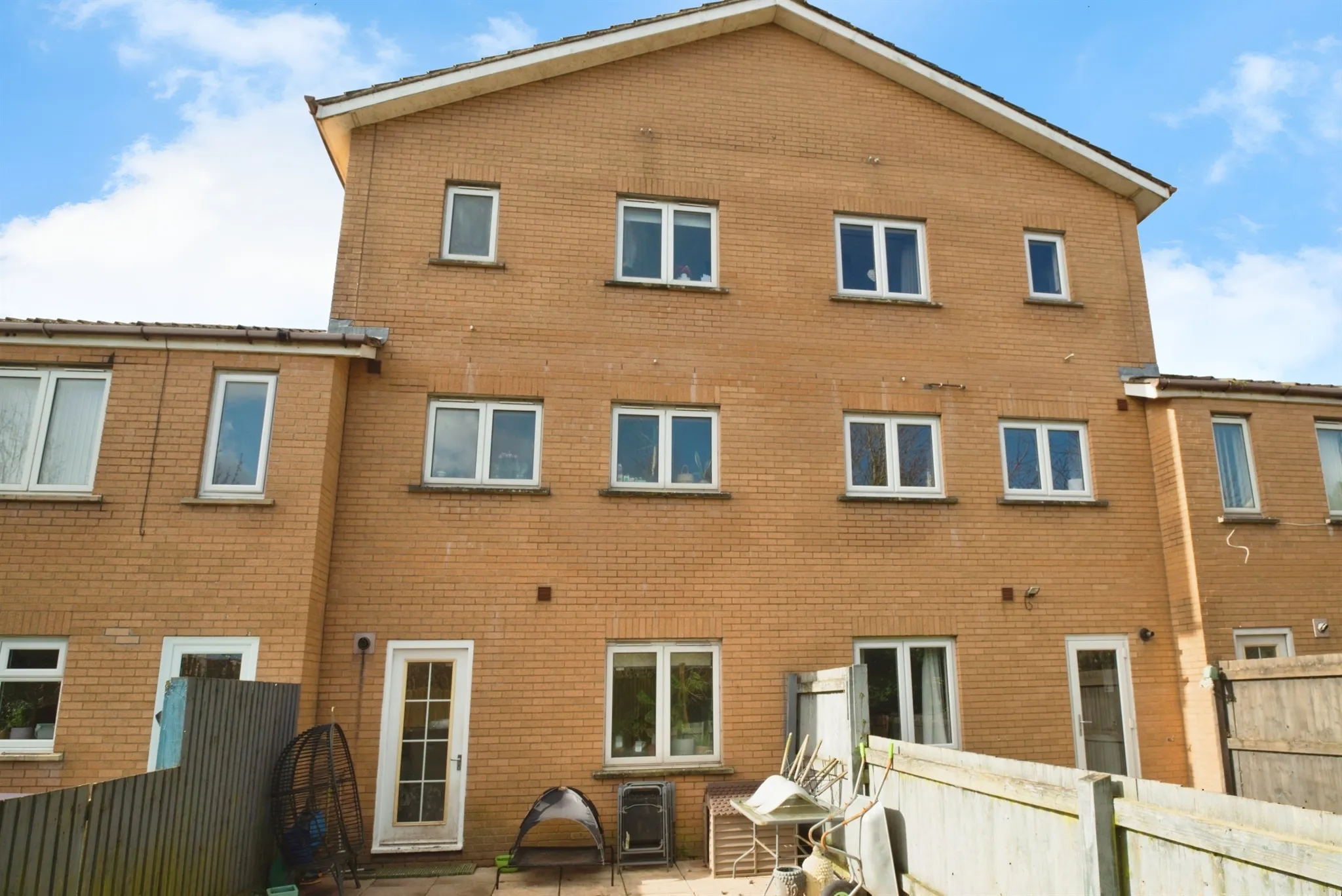 3 bed Town House