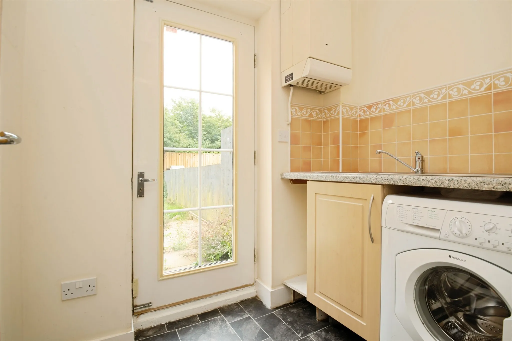 3 bed Town House