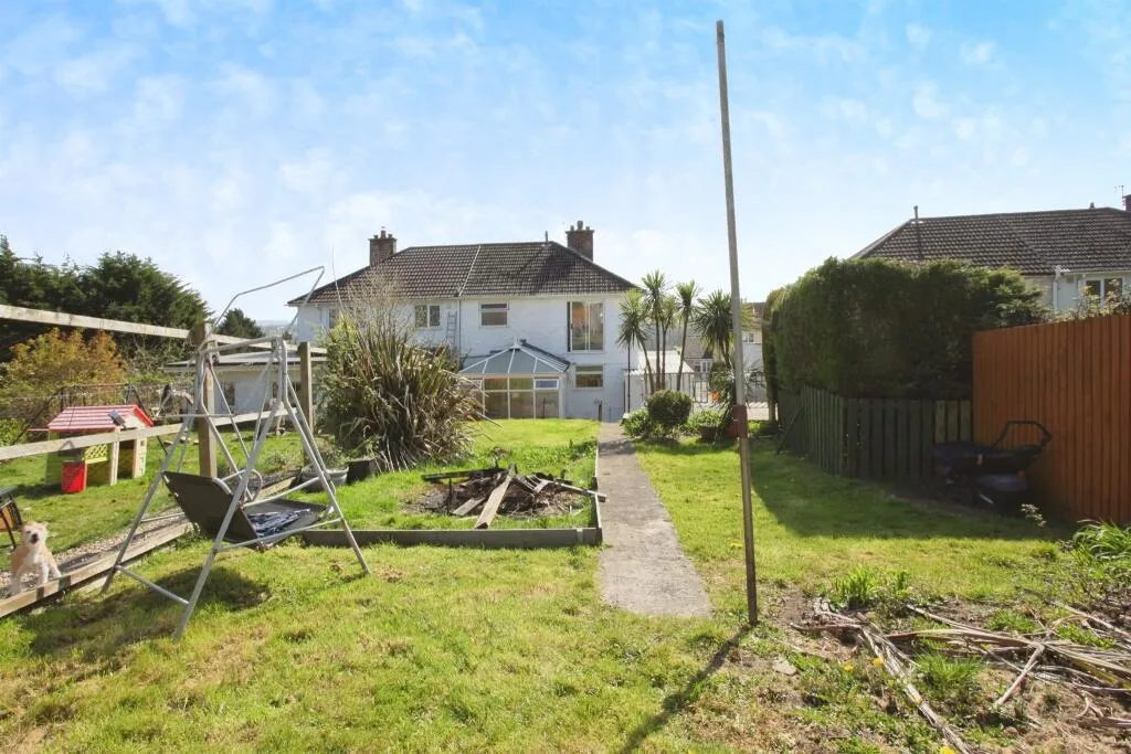 1 bed Semi-Detached