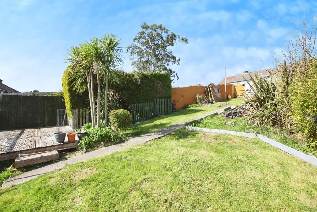 1 bed Semi-Detached