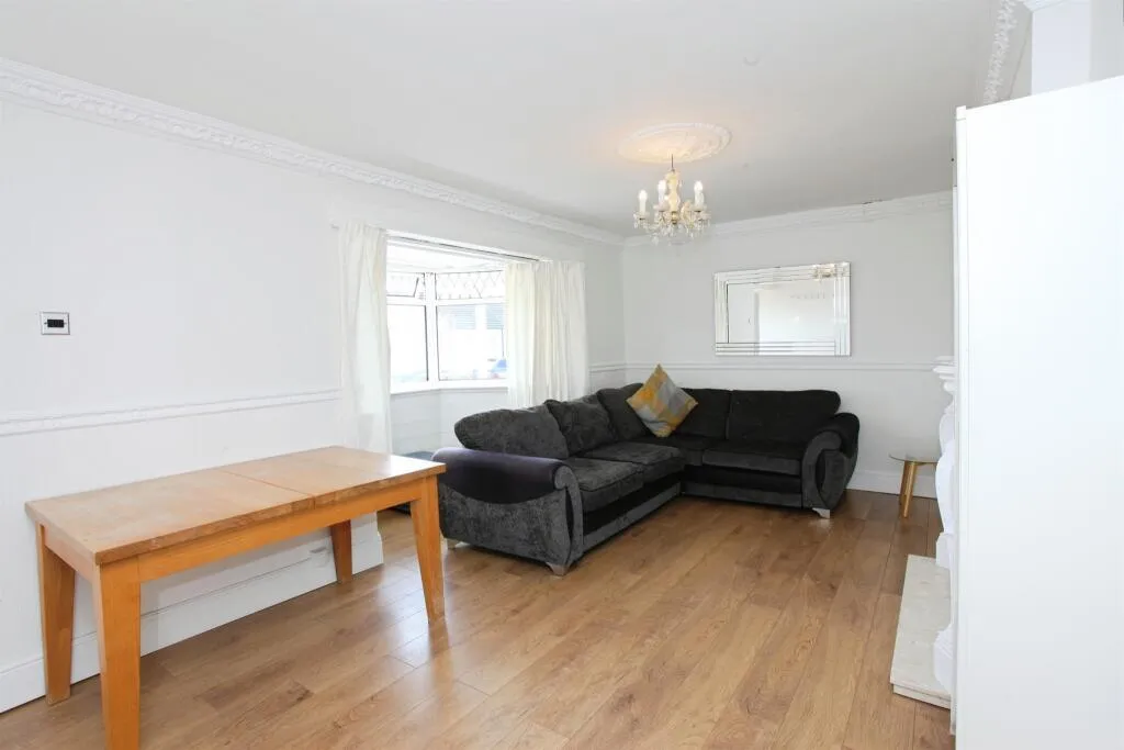 1 bed Semi-Detached