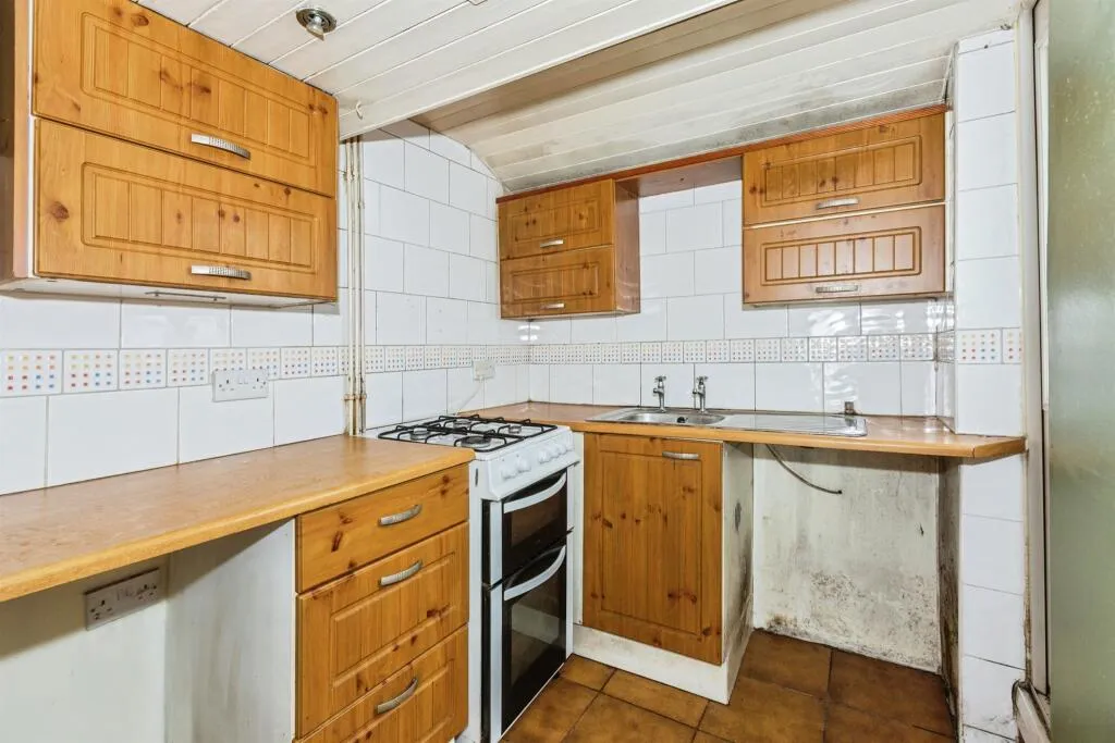 2 bed Terraced