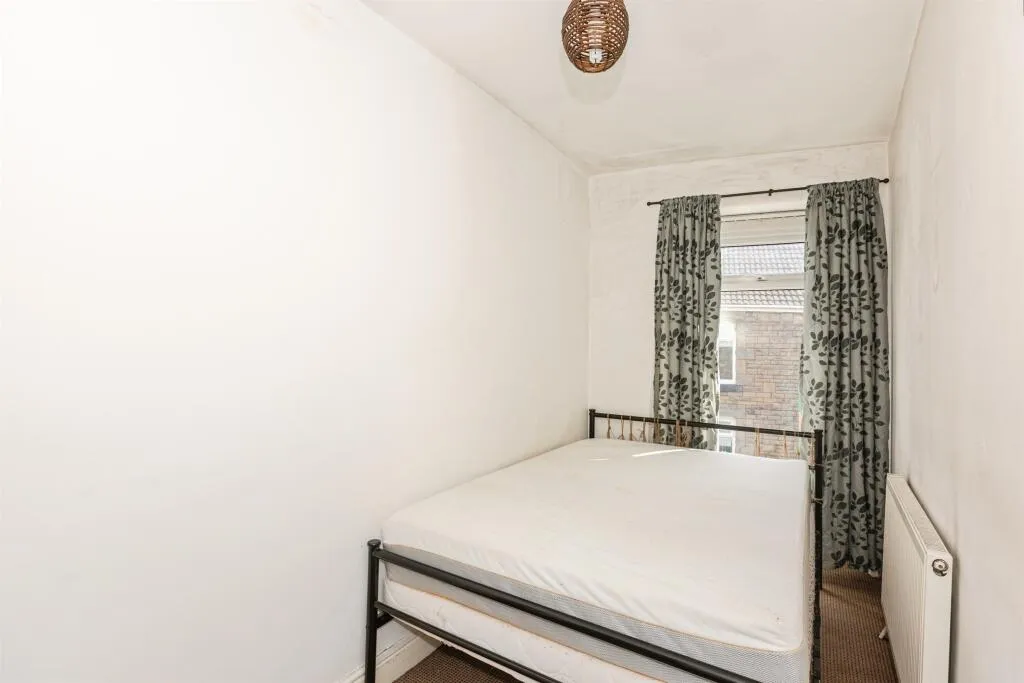 2 bed Terraced