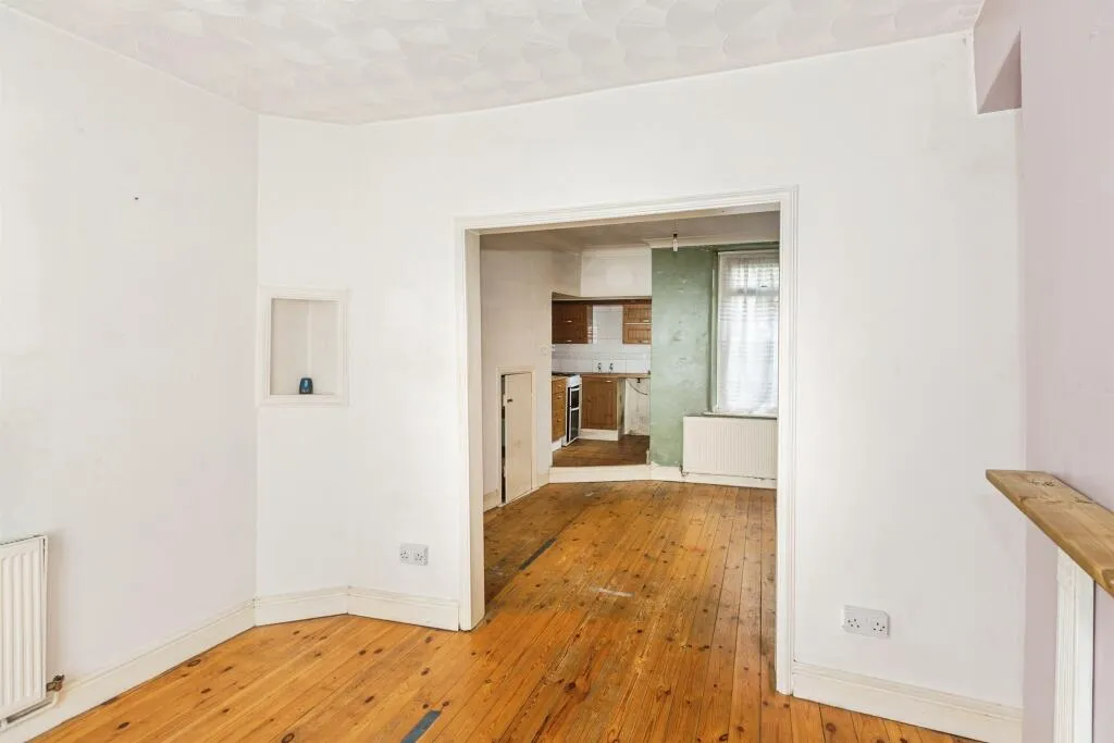 2 bed Terraced