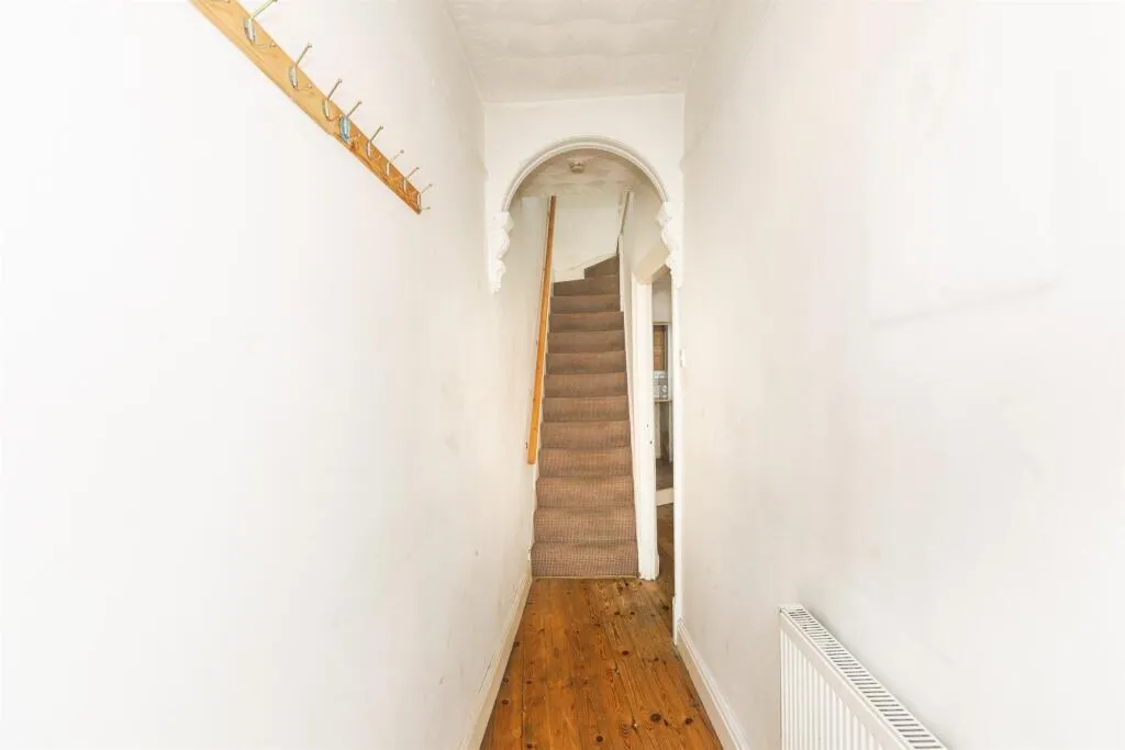 2 bed Terraced